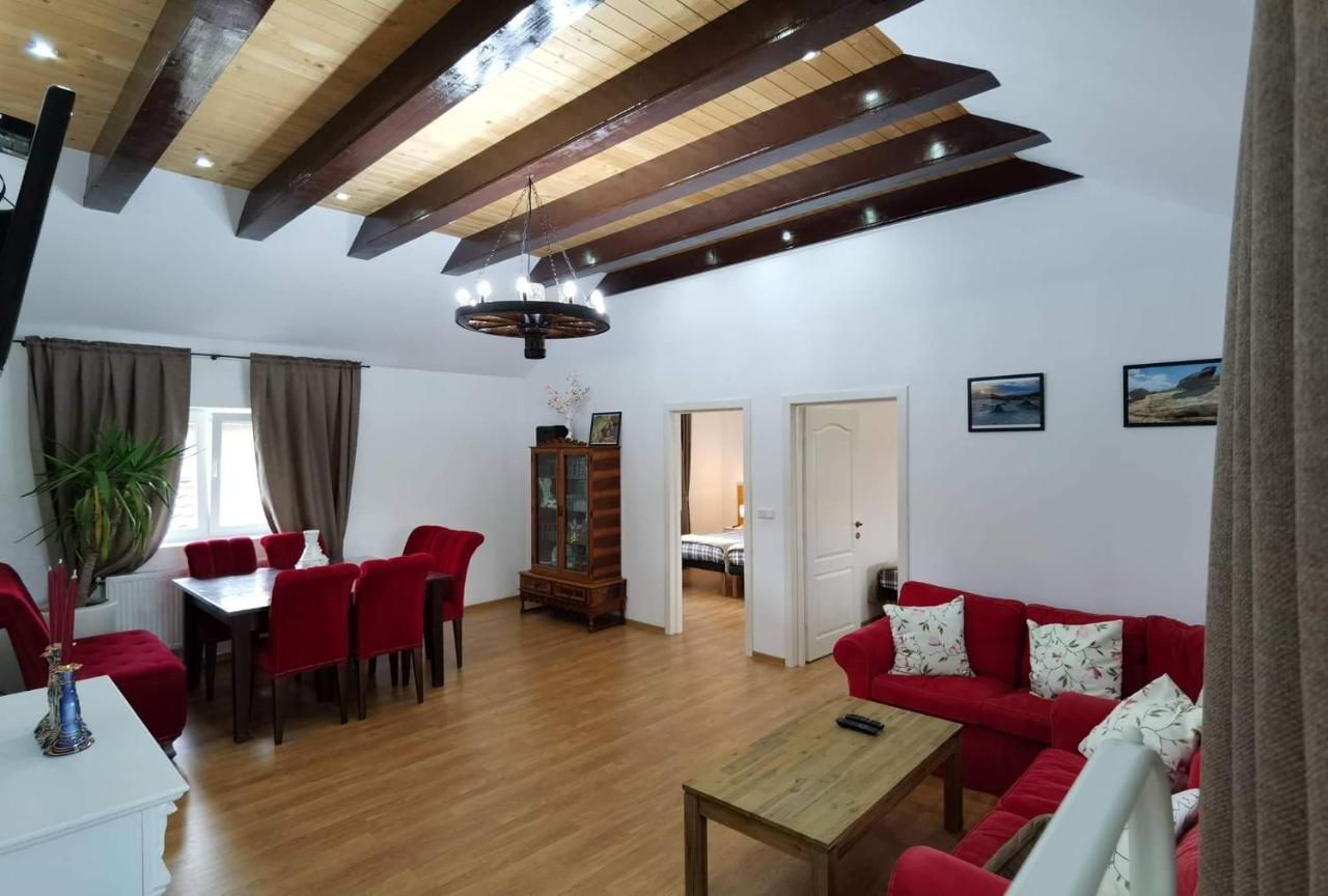 Apartament 2 Camere - Casa Divertis Buzău Eksteriør billede